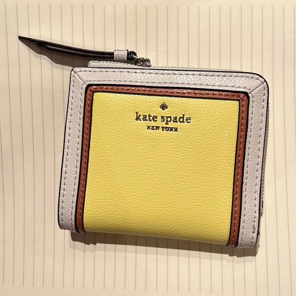 Never-used Kate Spade leather wallet